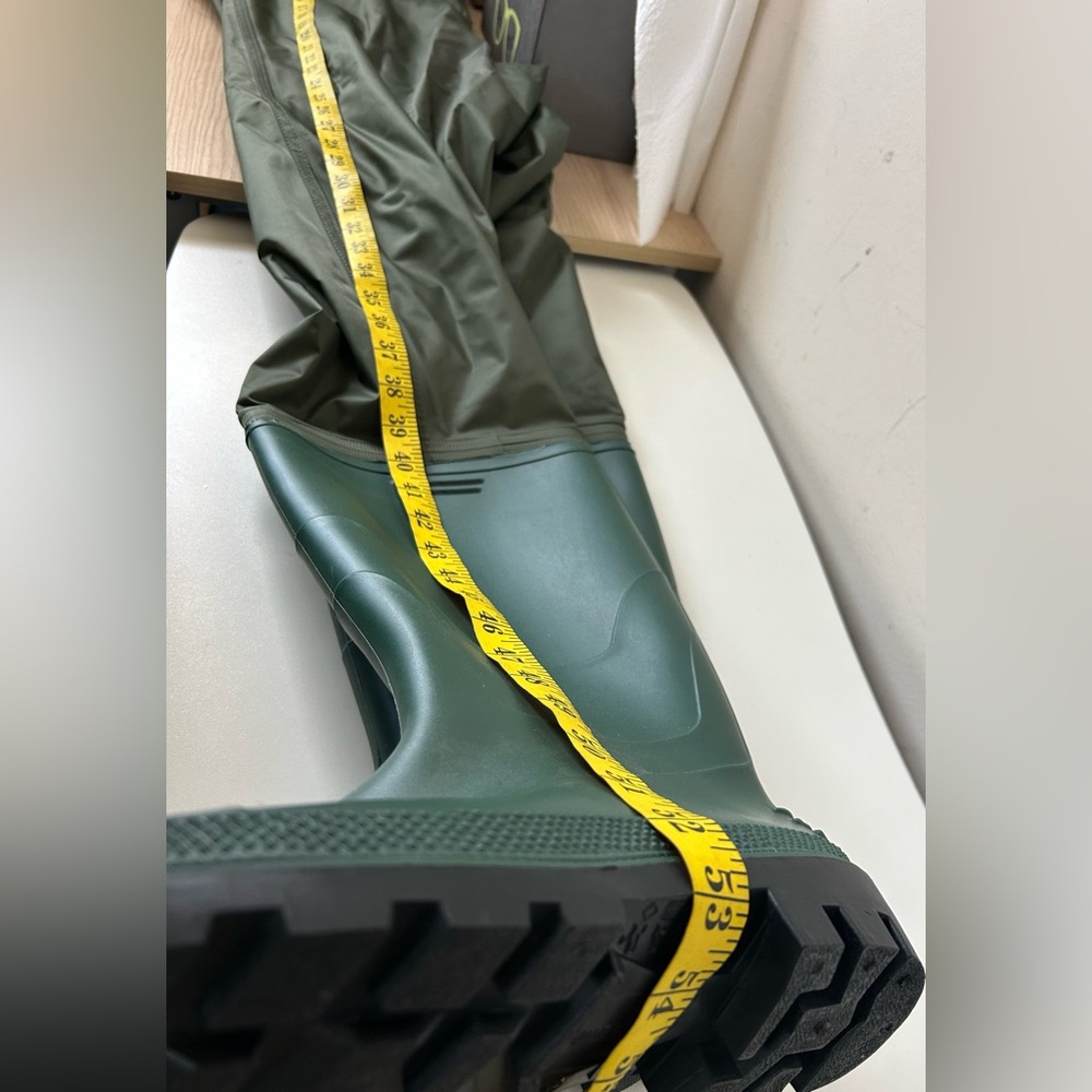 NWOT DARK LIGHTNING Fishing Waders for Men and Women with Boots - Picture 12 of 14